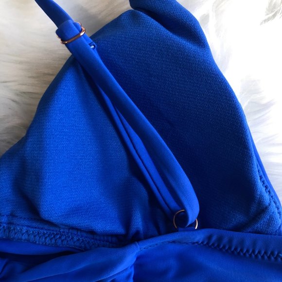 Raisins Juniors' Cali Solids Anya Bikini Top S M - Picture 6 of 8